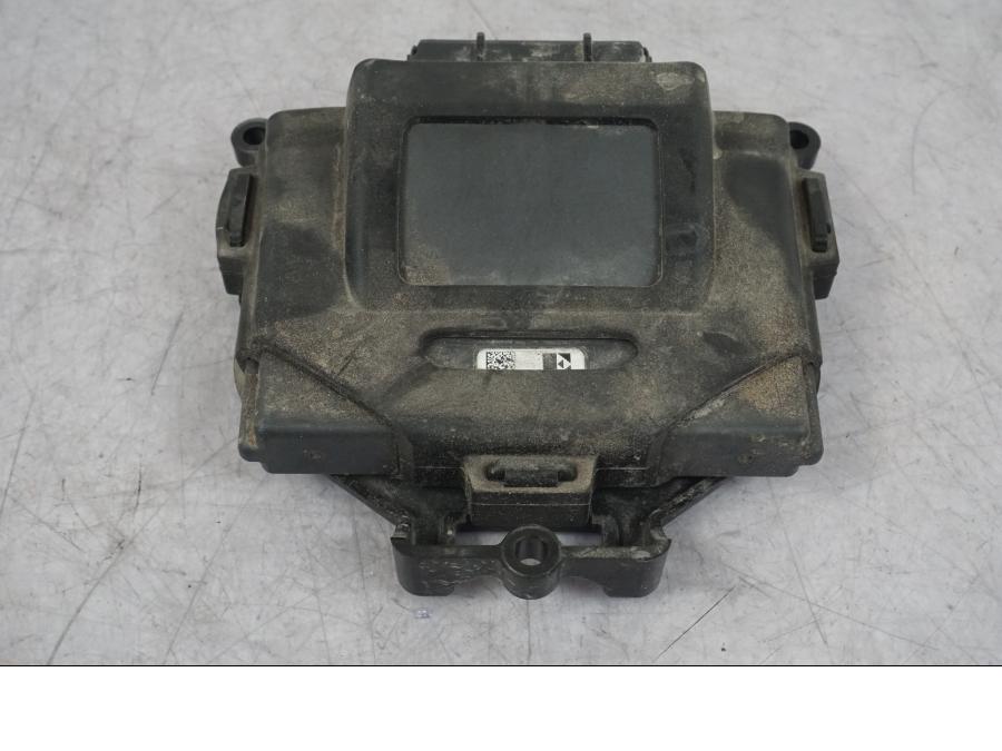 Baksidan på Control Unit från en KTM 1290 Super Adventure R -2018 motorcykel.