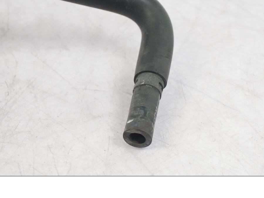 Vänster sida på Bromsvätskebehållare från en Yamaha MT-09 -2016 motorcykel.