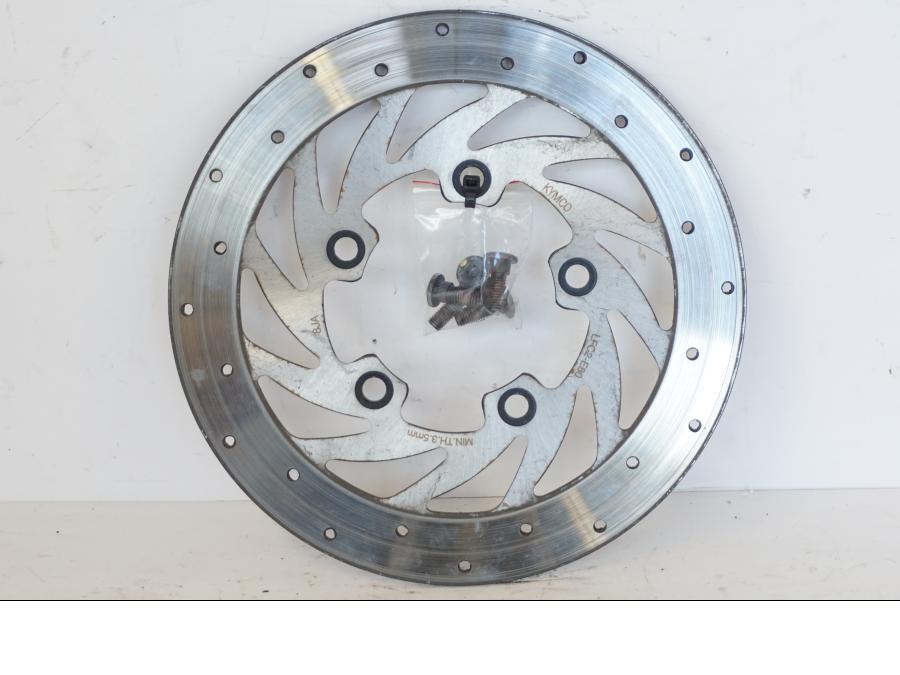 Framsidan på Bromsskiva från en Kymco Agility 125 -2019 scooter.