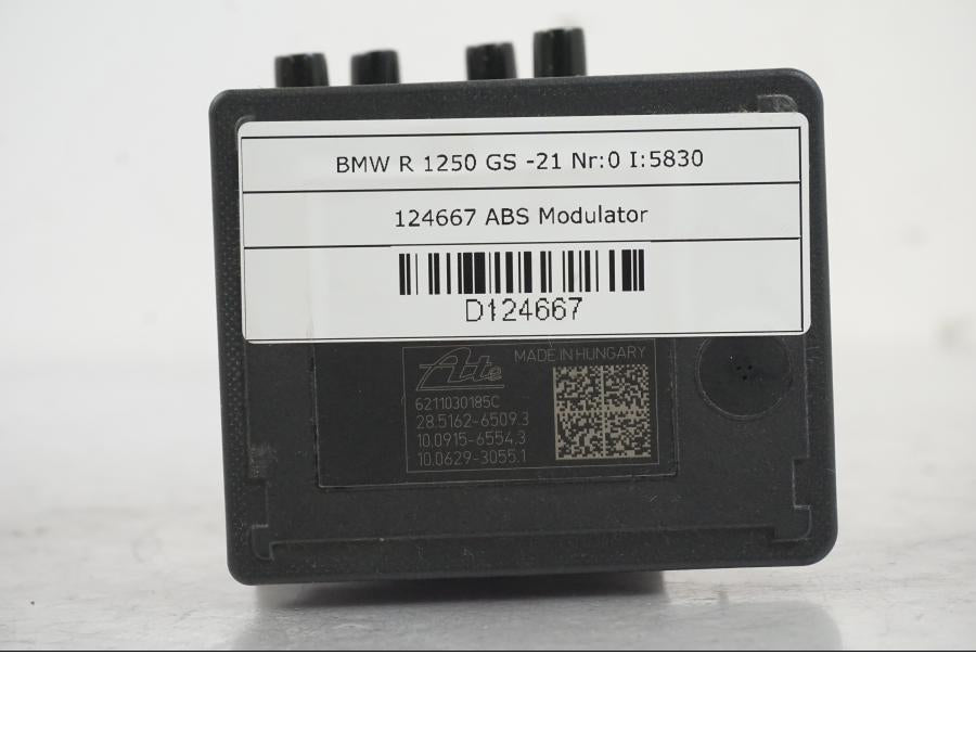 Extrabild2 på ABS Modulator från en BMW R 1250 GS -2021 motorcykel.