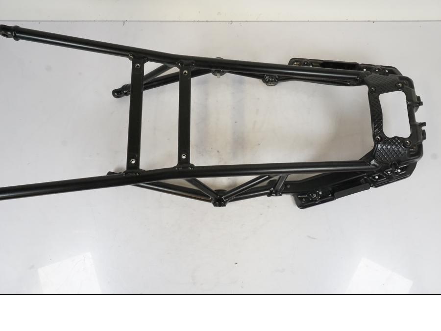 Höger sida på Bakram från en KTM 1290 Super Duke -2019 motorcykel.