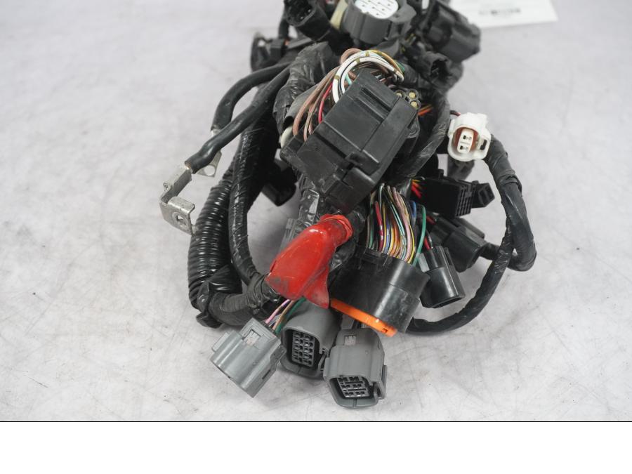 Höger sida på Kabelstam från en Kawasaki ZX-10R -2008 motorcykel.