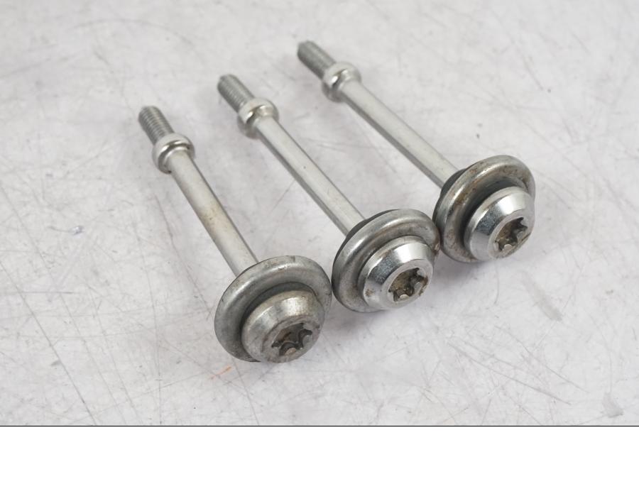 Framsidan på Skruv / Mutter etc från en BMW R 1200 GS -2018 motorcykel.