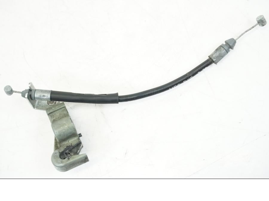 Framsidan på Sadellåsmekanism från en Honda CB 600 F -2008 motorcykel.