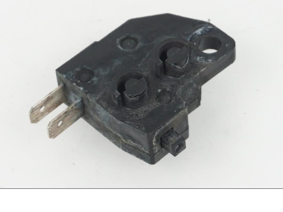 Framsidan på Bromsljuskontakt från en Suzuki GSX-R 1000 -2007 motorcykel.