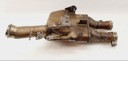 Framsidan på Mellanburk från en Yamaha YZF 1000 R1 -2017 motorcykel.