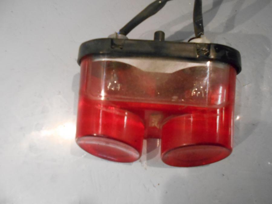 Höger sida på Baklampa från en Yamaha FZS 1000 -2002 motorcykel.