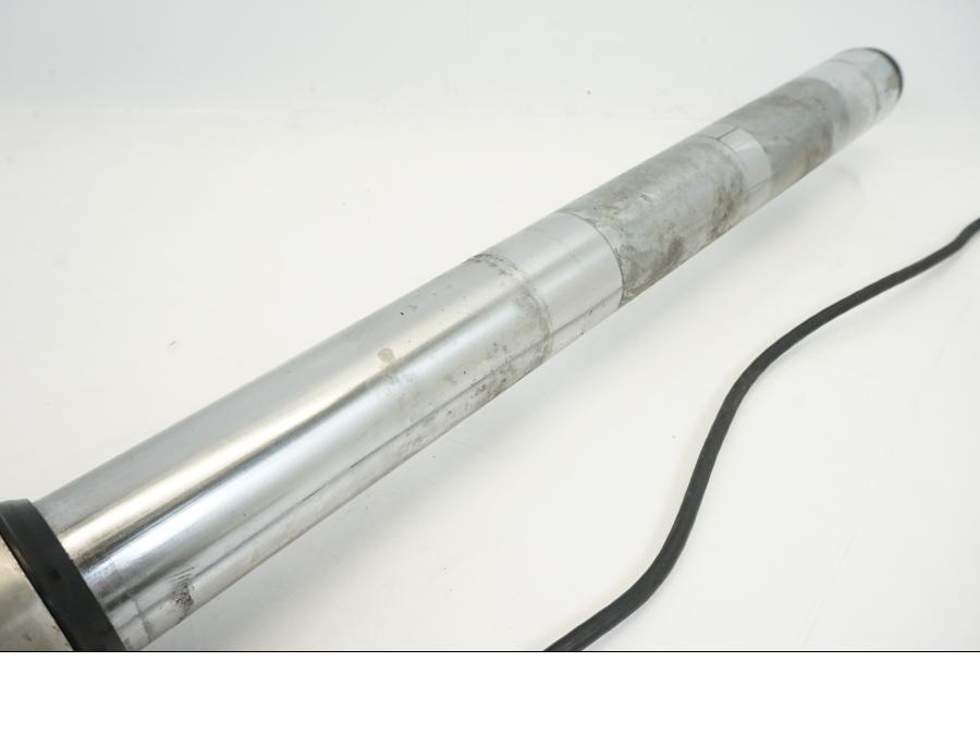 Höger sida på Gaffelben från en Suzuki GSX-R 1100 -1986 motorcykel.