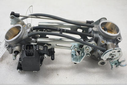 Baksidan på Spjällhus från en Suzuki SV 650 -2016 motorcykel.