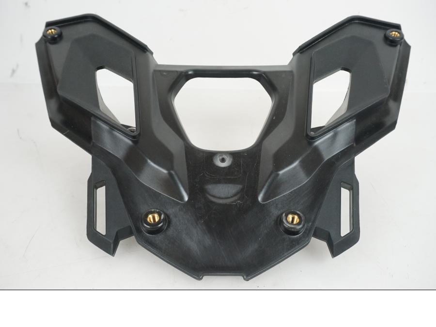 Framsidan på Pakethållare från en BMW R 1250 GS -2022 motorcykel.