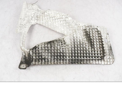 Baksidan på Värmeskydd från en Suzuki GSX-R 1000 -2008 motorcykel.