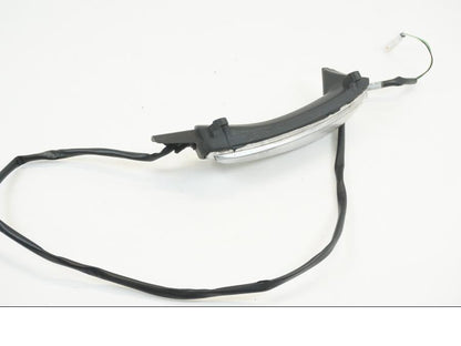 Höger sida på Blinkers från en Ducati Multistrada 1260 s -2020 motorcykel.