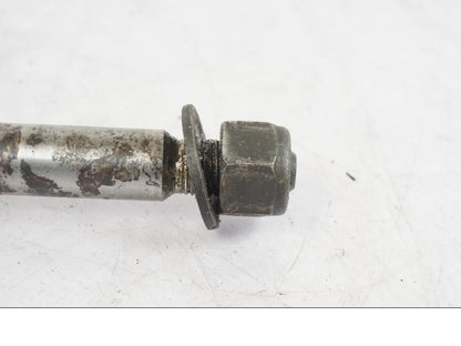 Baksidan på Axel från en Suzuki GSX 550 EF -1985 motorcykel.