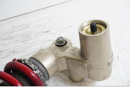 Vänster sida på Stötdämpare från en Kawasaki Z 1000 -2003 motorcykel.