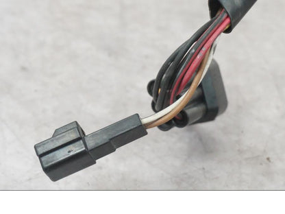 Baksidan på Styrelreglage från en Kawasaki ZX-6R -2006 motorcykel.