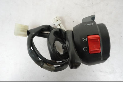 Framsidan på Styrelreglage från en Yamaha MT 125 -2017 motorcykel.