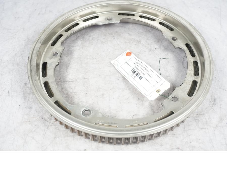 Framsidan på Remdrev från en BMW F 800 S -2007 motorcykel.