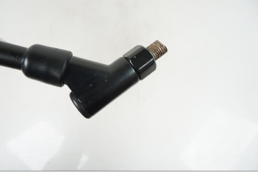 Vänster sida på Backspegel från en Yamaha MT 125 -2015 motorcykel.