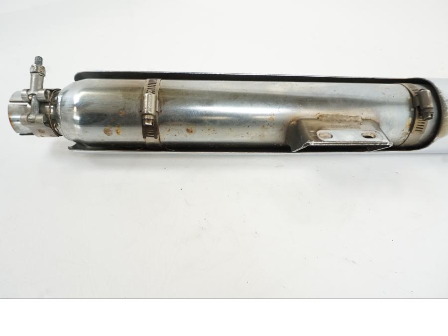 Vänster sida på Ljuddämpare Sport från en H-D FLHC -2018 motorcykel.