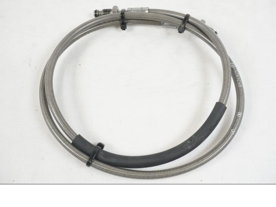 Framsidan på Kopplingsledning från en BMW R 1250 GS -2021 motorcykel.