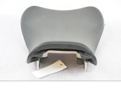 Snett uppifrån på Sadel från en Suzuki GSX-R 1000 -2008 motorcykel.