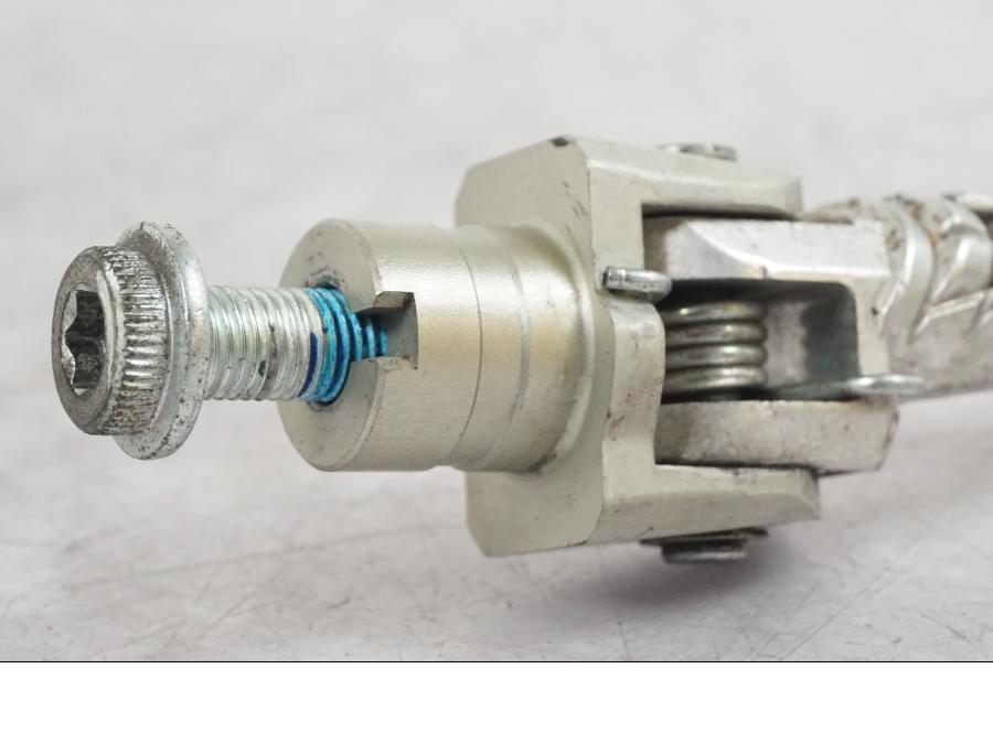 Baksidan på Fotpinne från en Suzuki GSX-R 600 -2007 motorcykel.