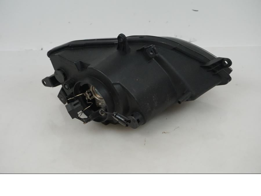 Baksidan på Strålkastare från en BMW S 1000 XR -2016 motorcykel.