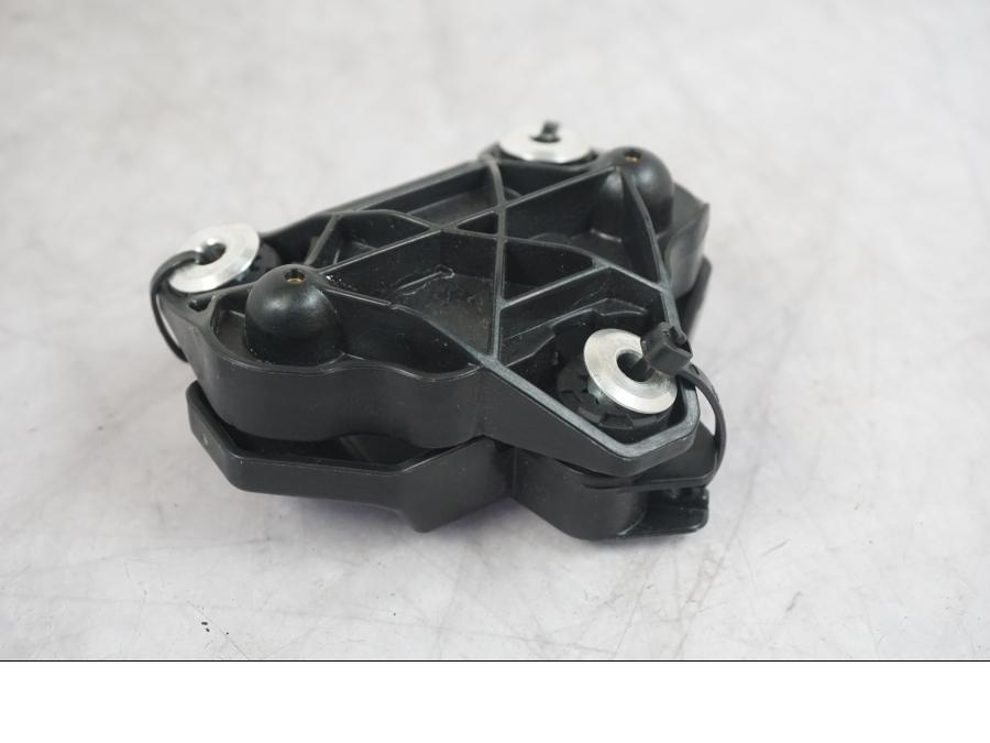 Höger sida på Tilt Sensor från en KTM 1290 Super Duke R -2022 motorcykel.