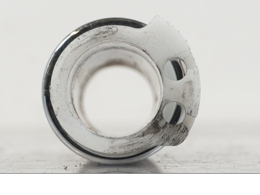 Höger sida på Gasrulle från en Suzuki VZR 1800 -2009 motorcykel.