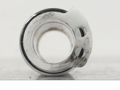 Höger sida på Gasrulle från en Suzuki VZR 1800 -2009 motorcykel.