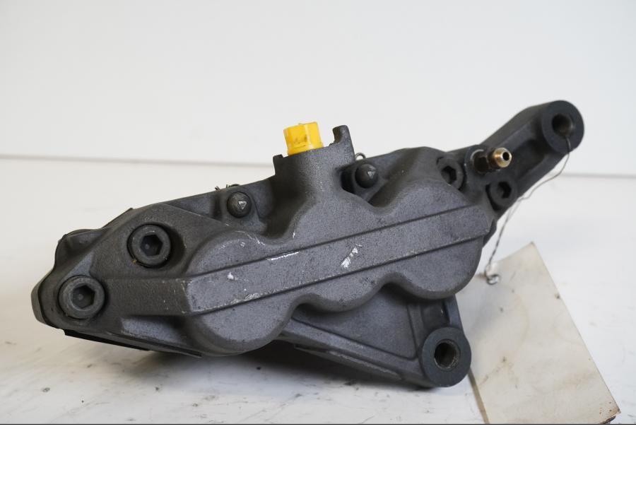 Höger sida på Bromsok från en Yamaha YZF 750 R -1994 motorcykel.