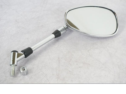 Framsidan på Backspegel från en Suzuki GSF 1250 -2010 motorcykel.