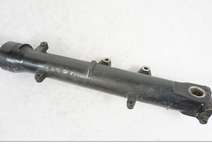 Extrabild2 på Gaffelben från en Honda CBR 1000 F -1989 motorcykel.