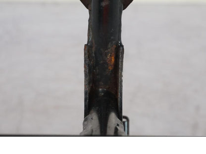 Höger sida på Toppkåpstag från en Suzuki SV 650 -1999 motorcykel.