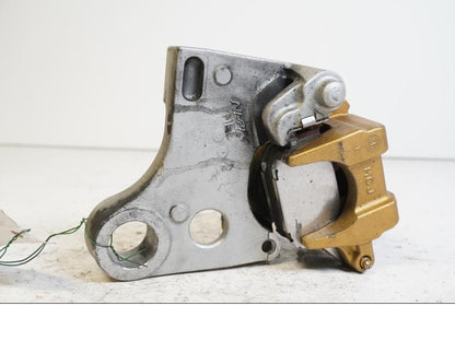 Höger sida på Bromsok från en Honda CBR 600 RR -2003 motorcykel.