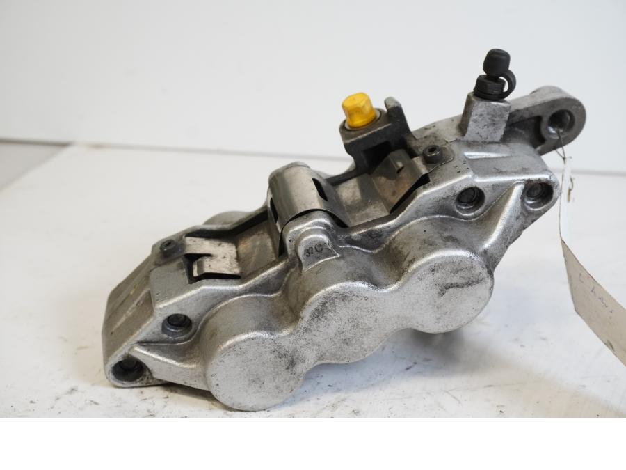 Baksidan på Bromsok från en Kawasaki VN 1500 Mean Streak -2003 motorcykel.