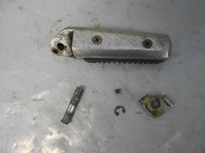 Baksidan på Fotpinne från en Suzuki GSX 1400 -2003 motorcykel.