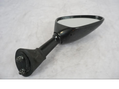 Framsidan på Backspegel från en Honda VTR 1000 F -1997 motorcykel.