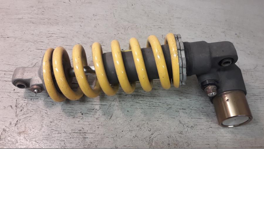 Baksidan på Stötdämpare från en Triumph Daytona 675 -2009 motorcykel.