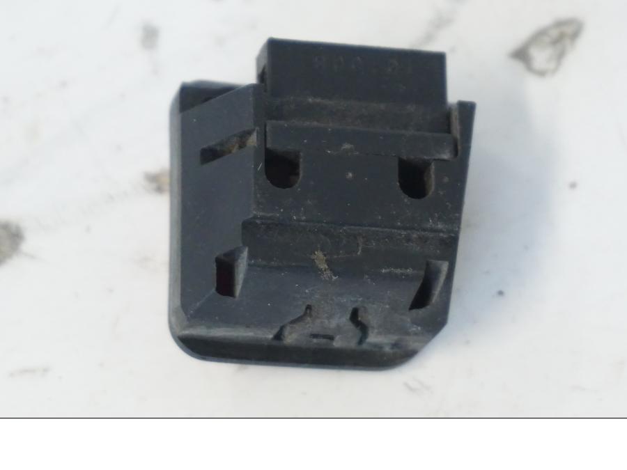 Höger sida på Tryckknappsreglage från en Honda SH 300 A -2011 scooter.