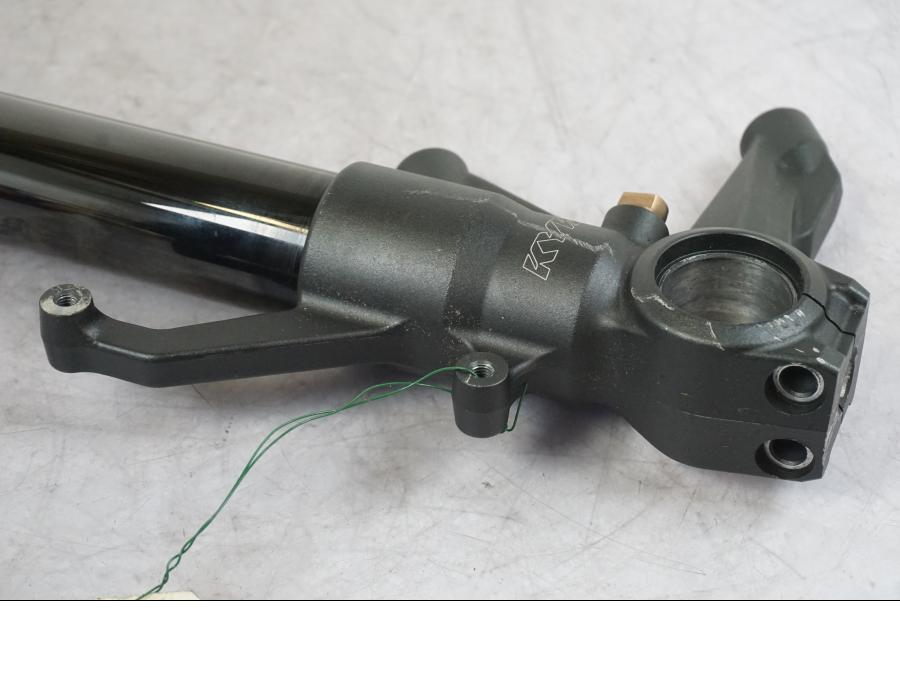 Extrabild3 på Gaffelben från en Kawasaki ZX-10R -2008 motorcykel.