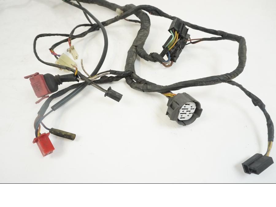 Baksidan på Kabelstam från en Kawasaki ZZR 1100 -1994 motorcykel.