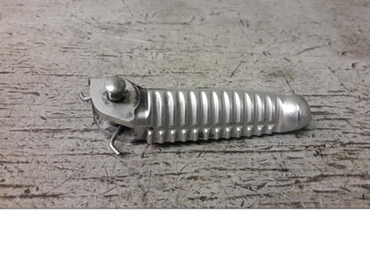 Framsidan på Fotpinne från en Ducati 848 -2010 motorcykel.