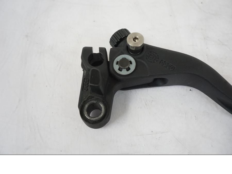 Höger sida på Kopplingsgrepp från en KTM 790 Duke -2019 motorcykel.