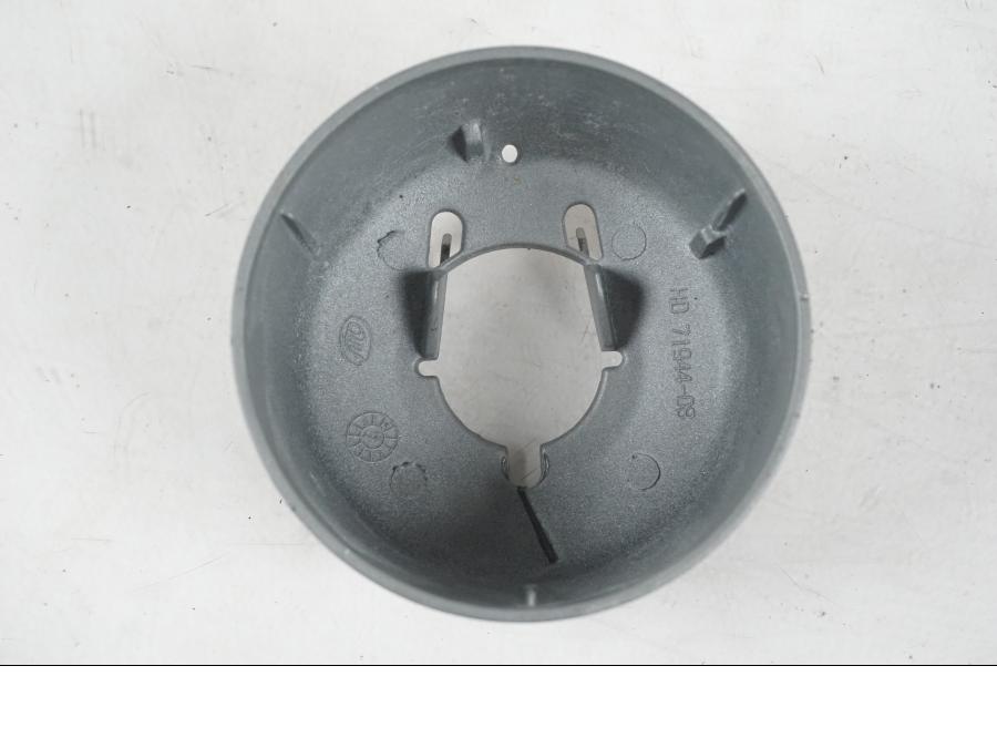 Extrabild2 på Hastighetsmätarhus från en H-D Softail FXCW Rocker -2008 motorcykel.