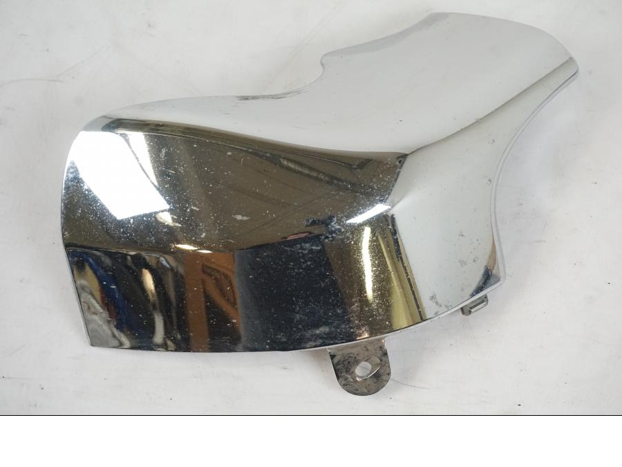 Framsidan på Magkåpa från en Suzuki VZR 1800 -2009 motorcykel.