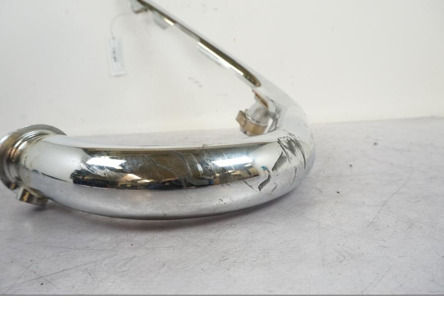 Höger sida på Grenrör från en Triumph Bonneville T120 -2021 motorcykel.