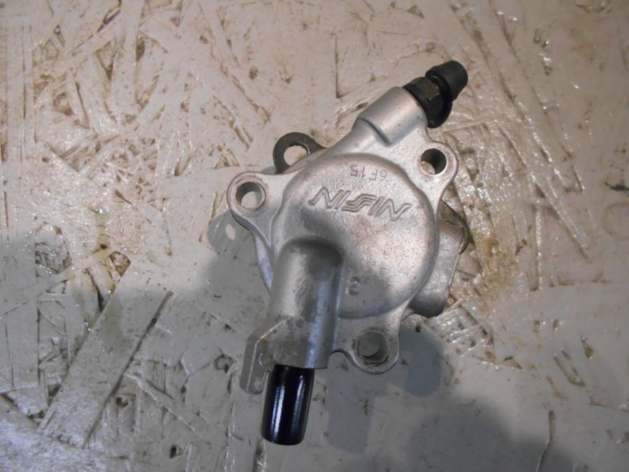 Framsidan på Kopplingslavcylinder från en Kawasaki VN 1500 -1996 motorcykel.