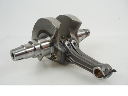 Framsidan på Vevaxel från en KTM 1290 Super Duke R -2021 motorcykel.