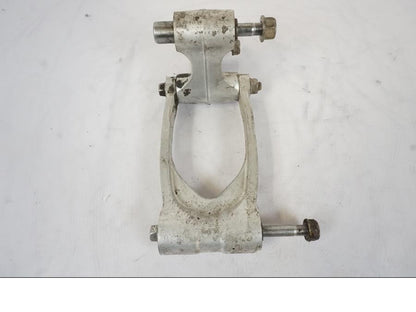 Vänster sida på Stötdämparlänkage från en Honda CRF 1000 Africa Twin -2016 motorcykel.